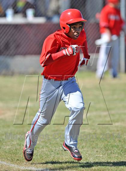 Thumbnail 3 in Gainesville vs. Dodd City (Bells Tournament) photogallery.