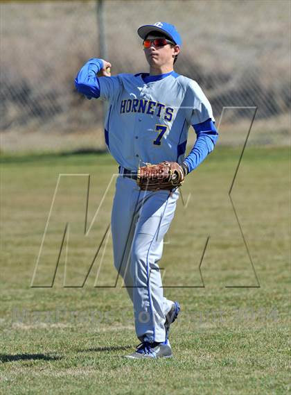 Thumbnail 1 in Gainesville vs. Dodd City (Bells Tournament) photogallery.