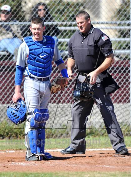 Thumbnail 2 in Gainesville vs. Dodd City (Bells Tournament) photogallery.