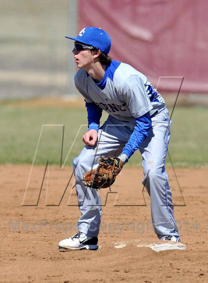 Thumbnail 2 in Gainesville vs. Dodd City (Bells Tournament) photogallery.