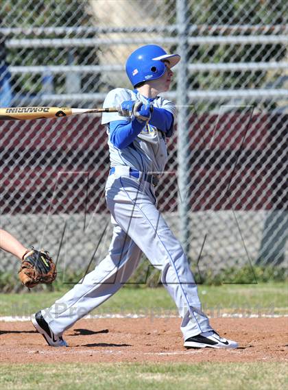 Thumbnail 3 in Gainesville vs. Dodd City (Bells Tournament) photogallery.