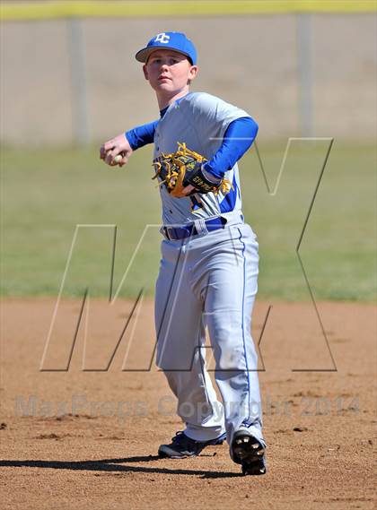 Thumbnail 1 in Gainesville vs. Dodd City (Bells Tournament) photogallery.