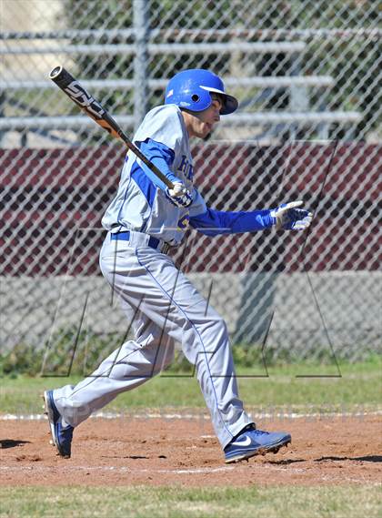 Thumbnail 3 in Gainesville vs. Dodd City (Bells Tournament) photogallery.