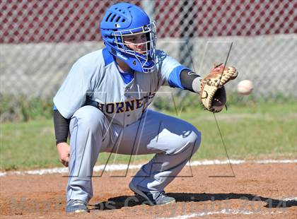 Thumbnail 2 in Gainesville vs. Dodd City (Bells Tournament) photogallery.