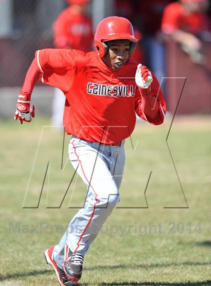 Thumbnail 1 in Gainesville vs. Dodd City (Bells Tournament) photogallery.