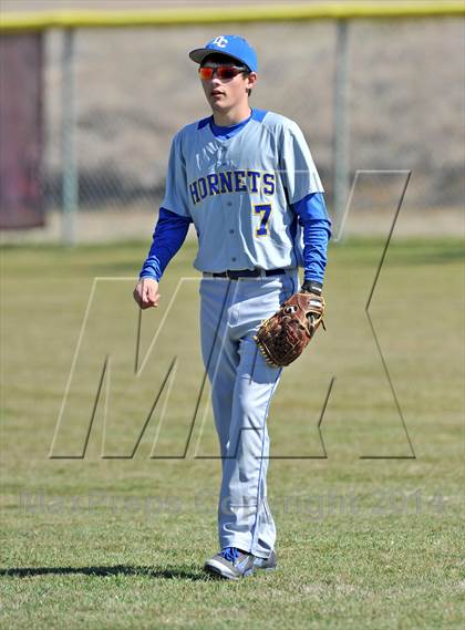 Thumbnail 1 in Gainesville vs. Dodd City (Bells Tournament) photogallery.