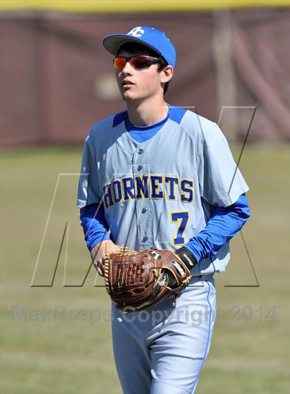 Thumbnail 2 in Gainesville vs. Dodd City (Bells Tournament) photogallery.