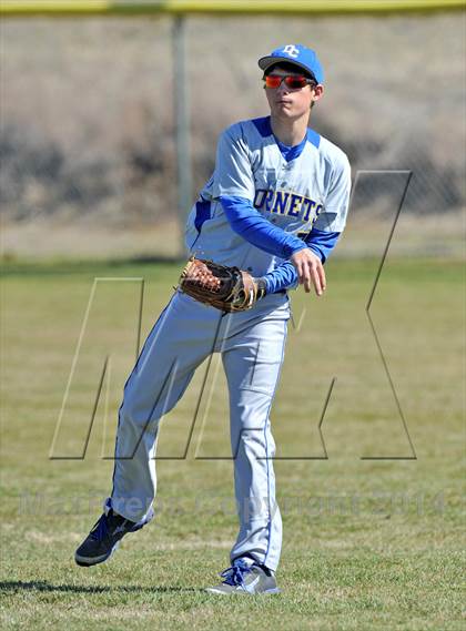 Thumbnail 2 in Gainesville vs. Dodd City (Bells Tournament) photogallery.
