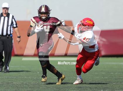 Thumbnail 1 in Chaminade vs. Christ the King photogallery.