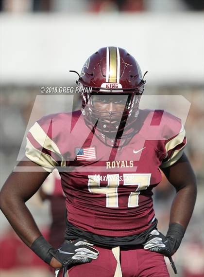 Thumbnail 3 in Chaminade vs. Christ the King photogallery.