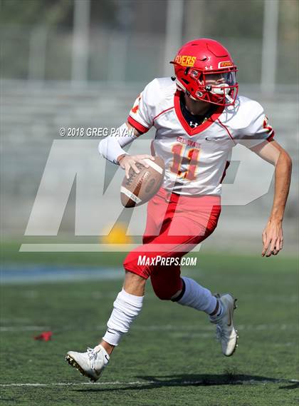 Thumbnail 3 in Chaminade vs. Christ the King photogallery.