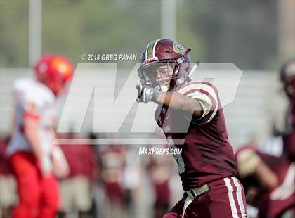 Thumbnail 2 in Chaminade vs. Christ the King photogallery.