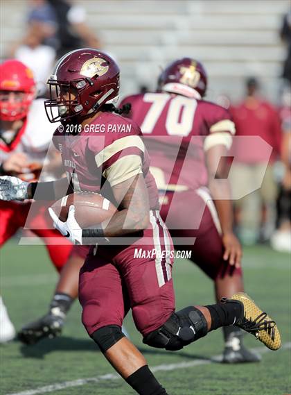 Thumbnail 1 in Chaminade vs. Christ the King photogallery.