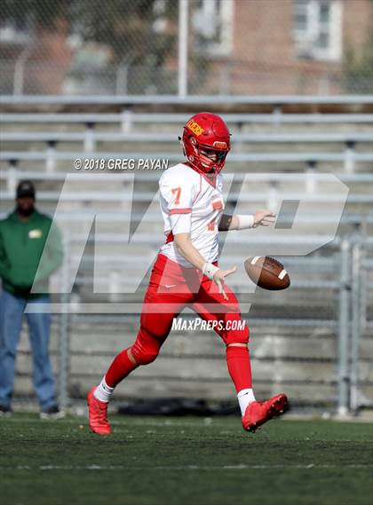 Thumbnail 2 in Chaminade vs. Christ the King photogallery.