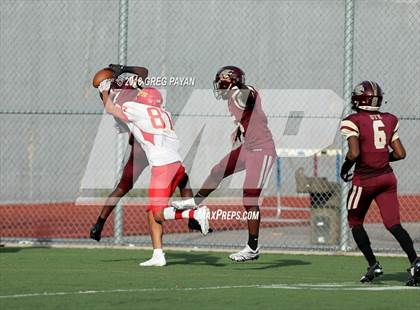 Thumbnail 1 in Chaminade vs. Christ the King photogallery.