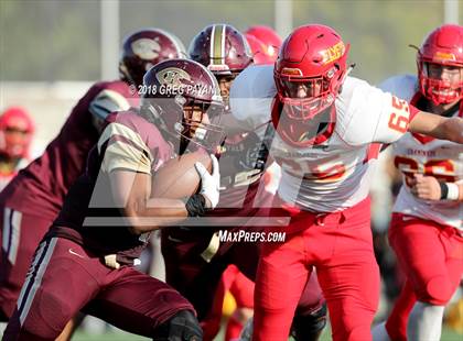 Thumbnail 2 in Chaminade vs. Christ the King photogallery.