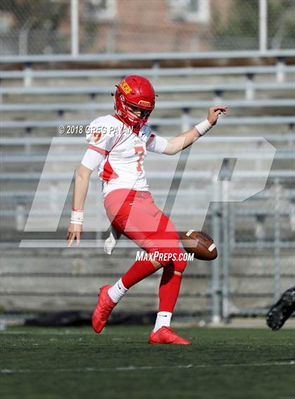 Thumbnail 3 in Chaminade vs. Christ the King photogallery.