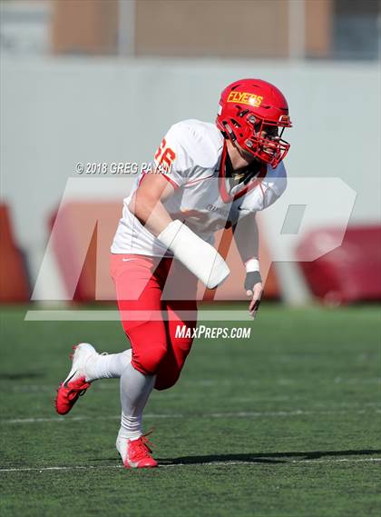 Thumbnail 3 in Chaminade vs. Christ the King photogallery.