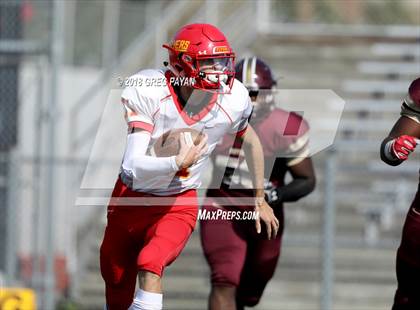 Thumbnail 3 in Chaminade vs. Christ the King photogallery.