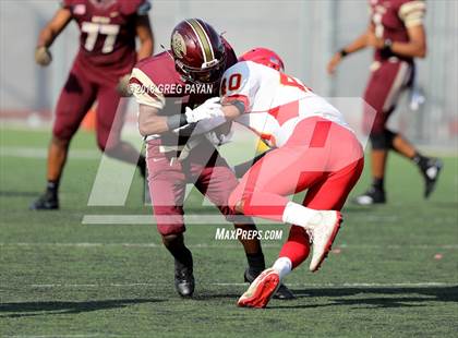 Thumbnail 2 in Chaminade vs. Christ the King photogallery.