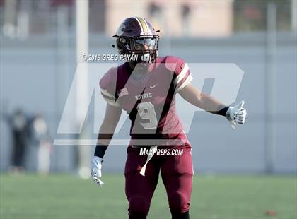 Thumbnail 2 in Chaminade vs. Christ the King photogallery.
