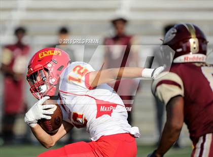 Thumbnail 1 in Chaminade vs. Christ the King photogallery.