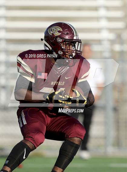 Thumbnail 2 in Chaminade vs. Christ the King photogallery.