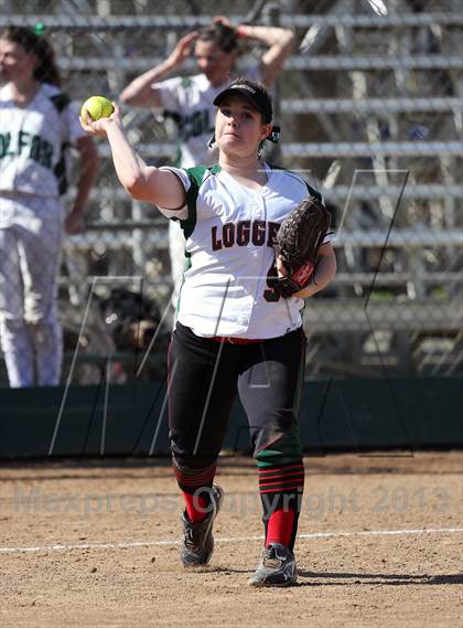 Thumbnail 3 in Eureka vs Colfax (Victory Pre-Season T.O.C.) photogallery.