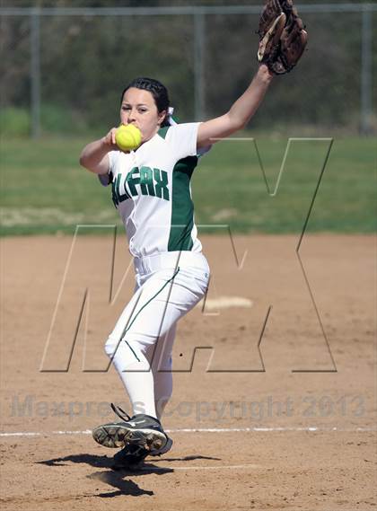 Thumbnail 2 in Eureka vs Colfax (Victory Pre-Season T.O.C.) photogallery.