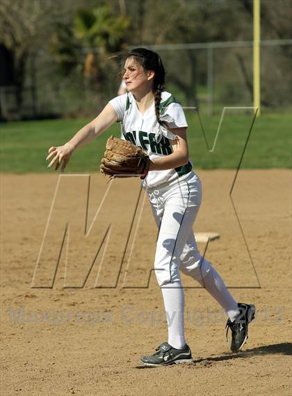 Thumbnail 1 in Eureka vs Colfax (Victory Pre-Season T.O.C.) photogallery.