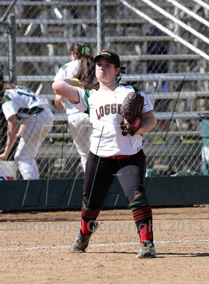 Thumbnail 3 in Eureka vs Colfax (Victory Pre-Season T.O.C.) photogallery.