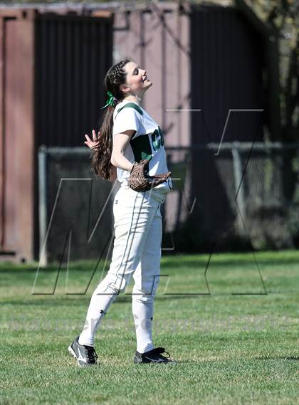 Thumbnail 1 in Eureka vs Colfax (Victory Pre-Season T.O.C.) photogallery.