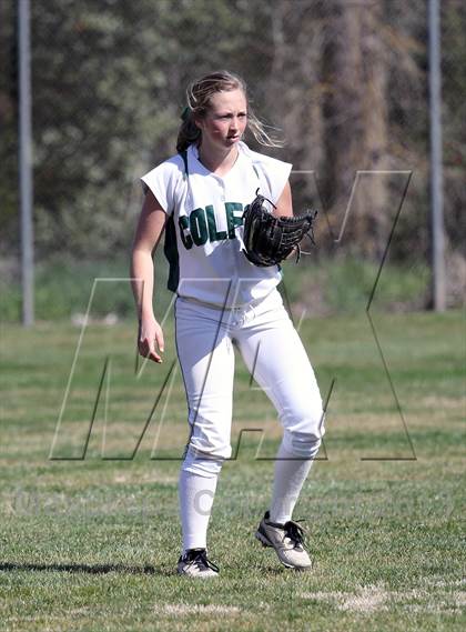 Thumbnail 2 in Eureka vs Colfax (Victory Pre-Season T.O.C.) photogallery.