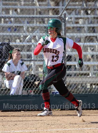 Thumbnail 2 in Eureka vs Colfax (Victory Pre-Season T.O.C.) photogallery.