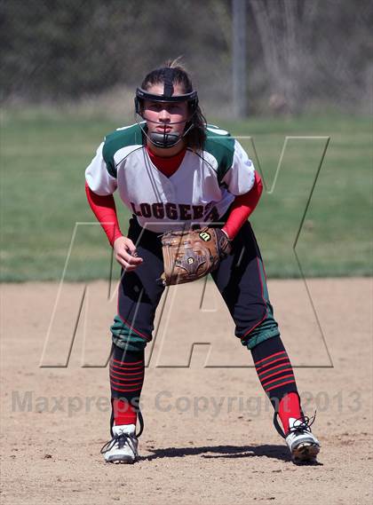 Thumbnail 2 in Eureka vs Colfax (Victory Pre-Season T.O.C.) photogallery.