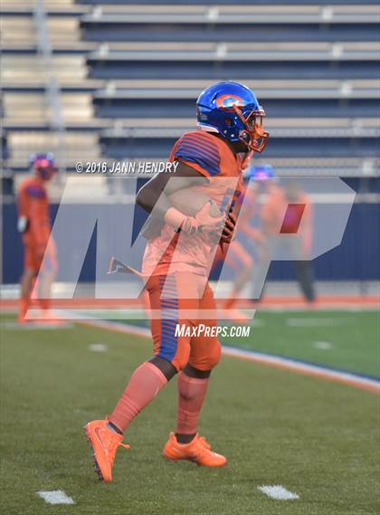 Thumbnail 3 in St Thomas Aquinas @ Bishop Gorman photogallery.