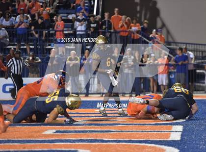 Thumbnail 2 in St Thomas Aquinas @ Bishop Gorman photogallery.