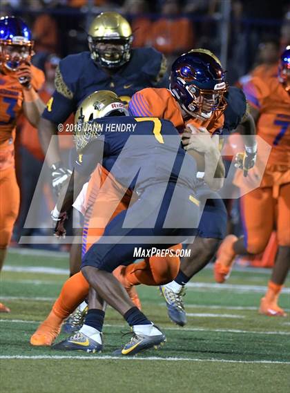Thumbnail 2 in St Thomas Aquinas @ Bishop Gorman photogallery.