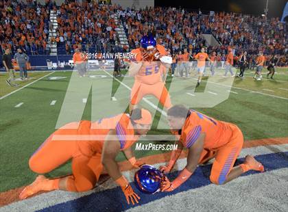 Thumbnail 3 in St Thomas Aquinas @ Bishop Gorman photogallery.