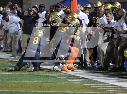 Thumbnail 2 in St Thomas Aquinas @ Bishop Gorman photogallery.