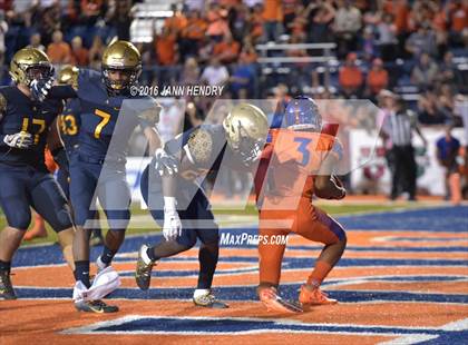 Thumbnail 2 in St Thomas Aquinas @ Bishop Gorman photogallery.