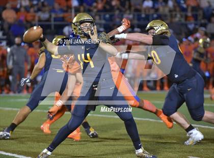 Thumbnail 2 in St Thomas Aquinas @ Bishop Gorman photogallery.