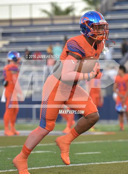 Thumbnail 2 in St Thomas Aquinas @ Bishop Gorman photogallery.