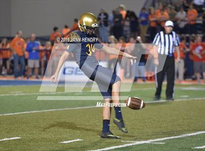 Thumbnail 2 in St Thomas Aquinas @ Bishop Gorman photogallery.