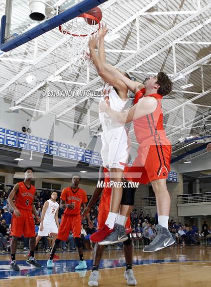 Thumbnail 2 in Oak Hill Academy vs Ensworth ( Dr Pepper TEN Classic) photogallery.