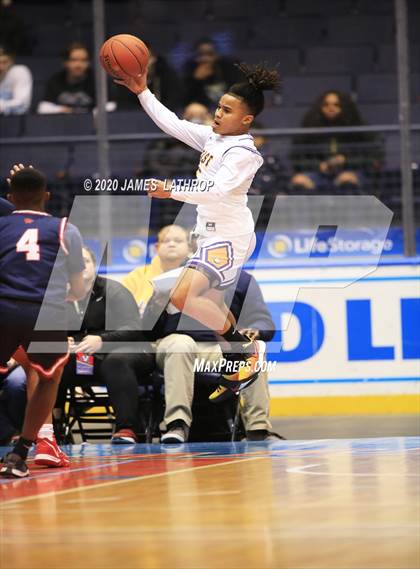 Thumbnail 3 in East vs. Northeast/Northwest College Prep (Section V Class A2 Final) photogallery.