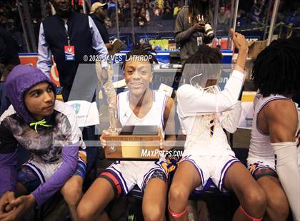 Thumbnail 2 in East vs. Northeast/Northwest College Prep (Section V Class A2 Final) photogallery.