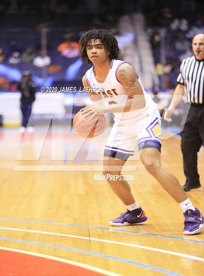 Thumbnail 3 in East vs. Northeast/Northwest College Prep (Section V Class A2 Final) photogallery.