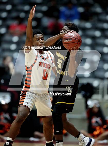 Thumbnail 2 in Mt. Pleasant vs. Lancaster photogallery.