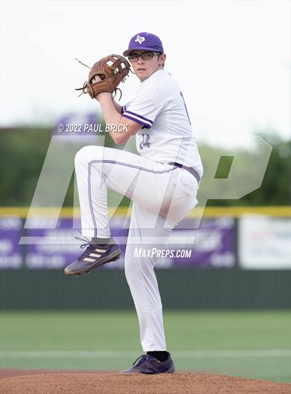 Thumbnail 3 in Lake Travis v San Marcos photogallery.